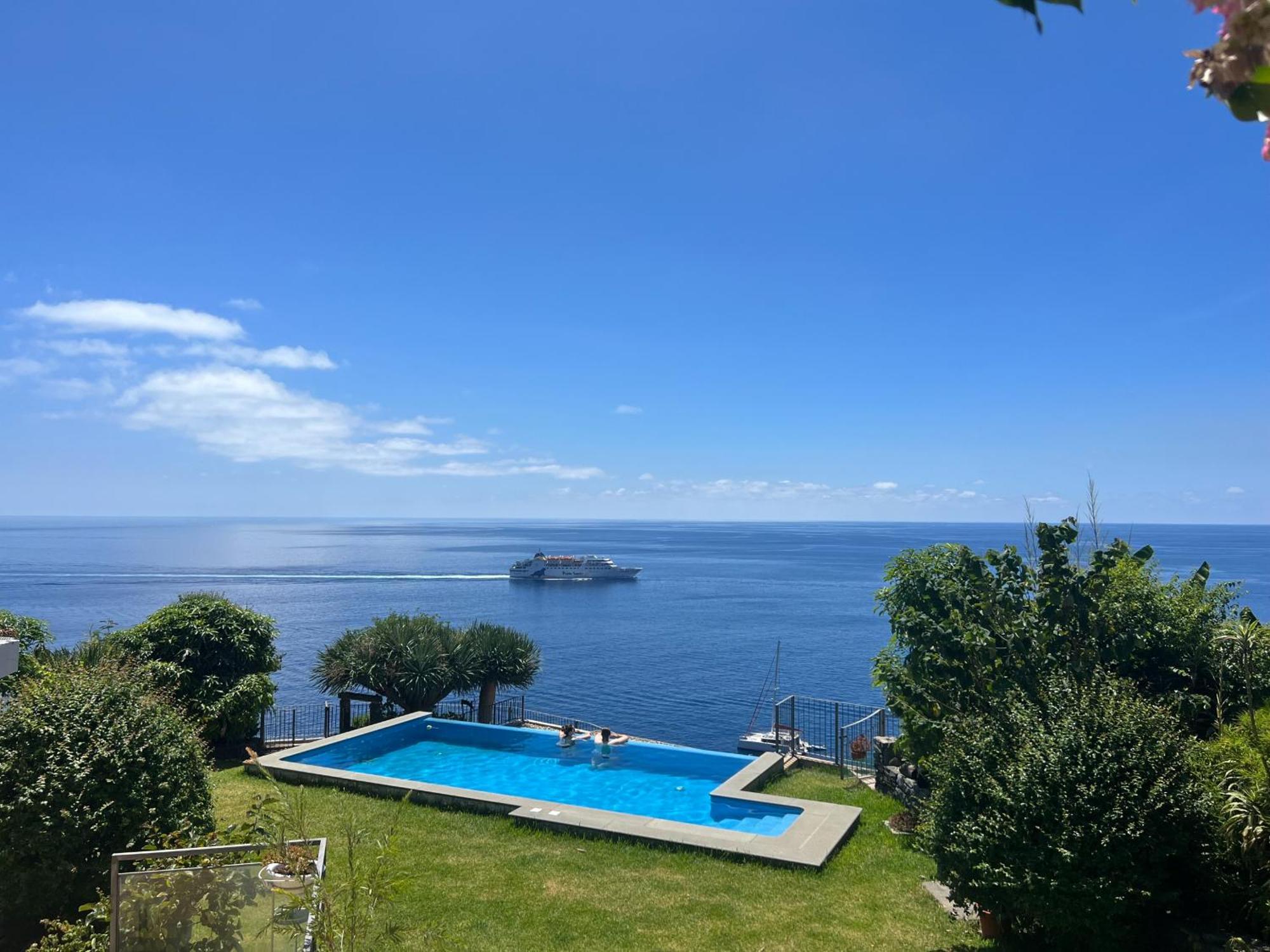 Irlandas Villa Funchal Seaside Villas ภายนอก รูปภาพ