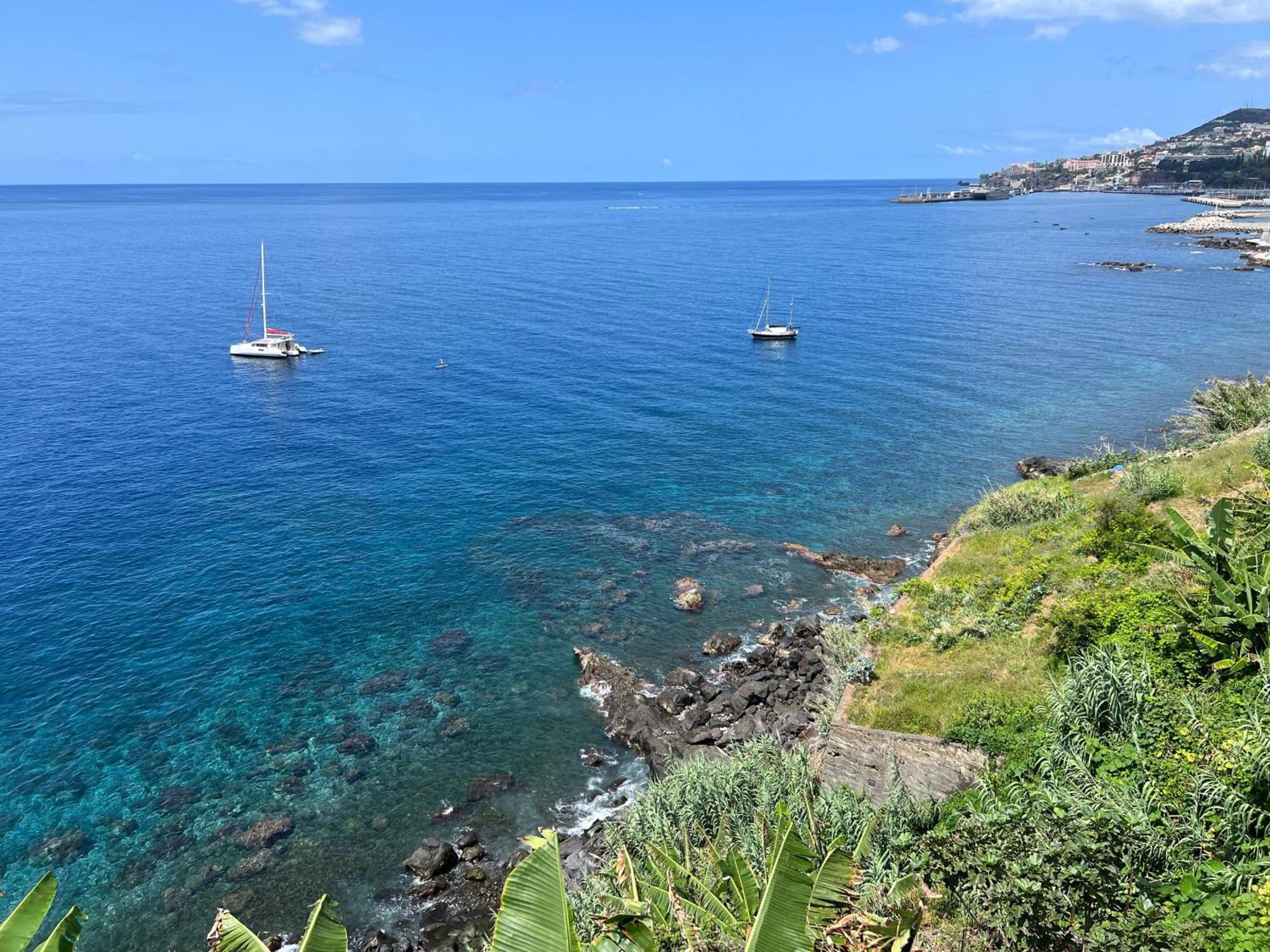Irlandas Villa Funchal Seaside Villas ภายนอก รูปภาพ